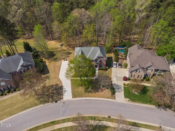 $875,000 | 110 Vintage Hill Circle, Apex, NC 27539