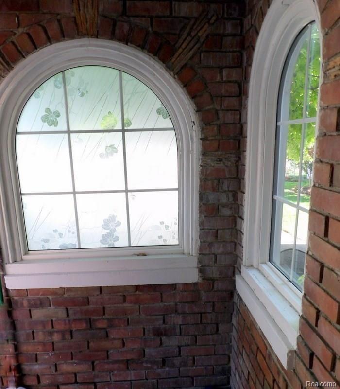 9015 Ruth Avenue Allen Park, MI 48101 - Photo 31 of 48 102_6162.JPG