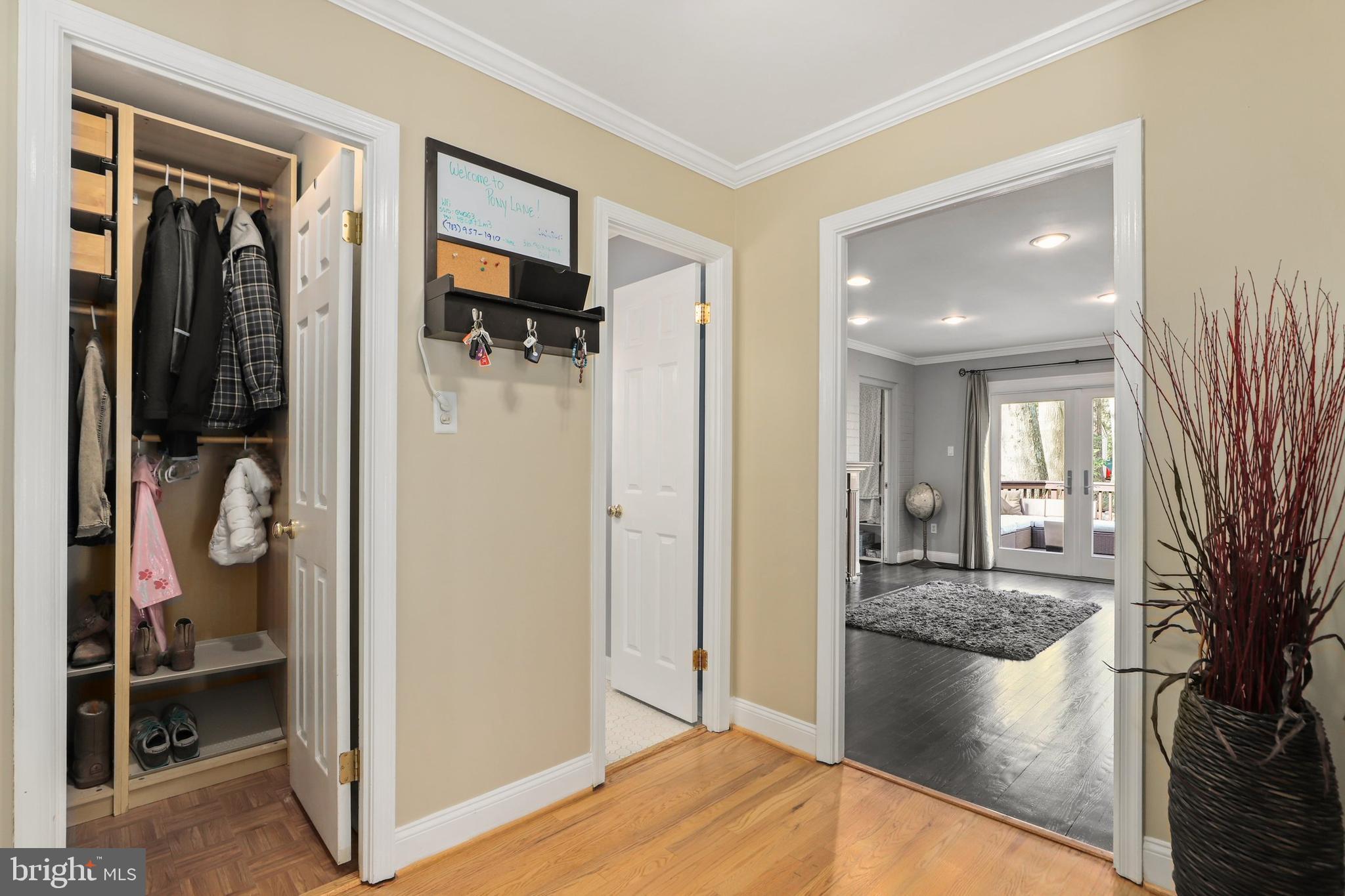 2422 Pony Lane Reston, VA 20191 - Photo 11 of 34