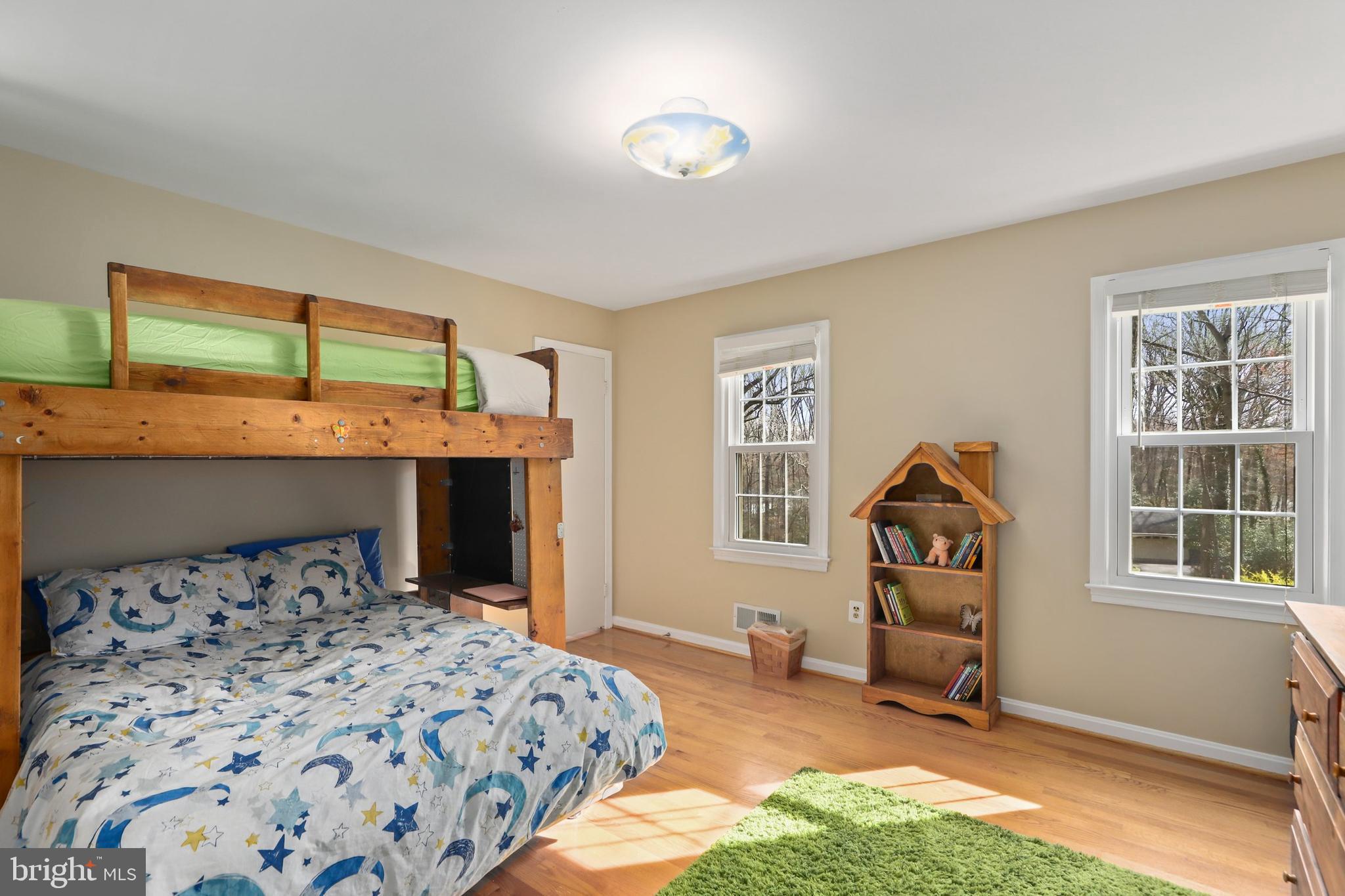 2422 Pony Lane Reston, VA 20191 - Photo 22 of 34