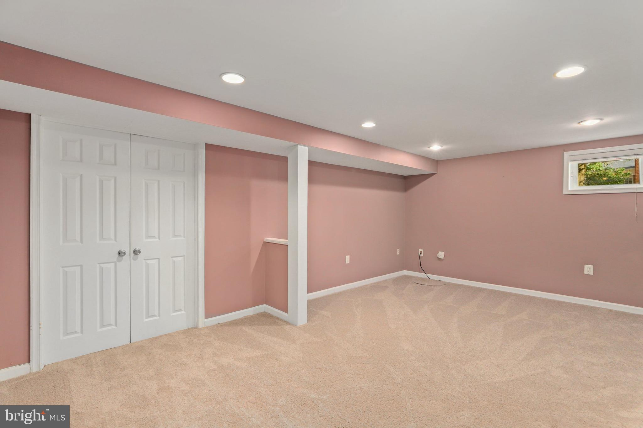 2422 Pony Lane Reston, VA 20191 - Photo 26 of 34