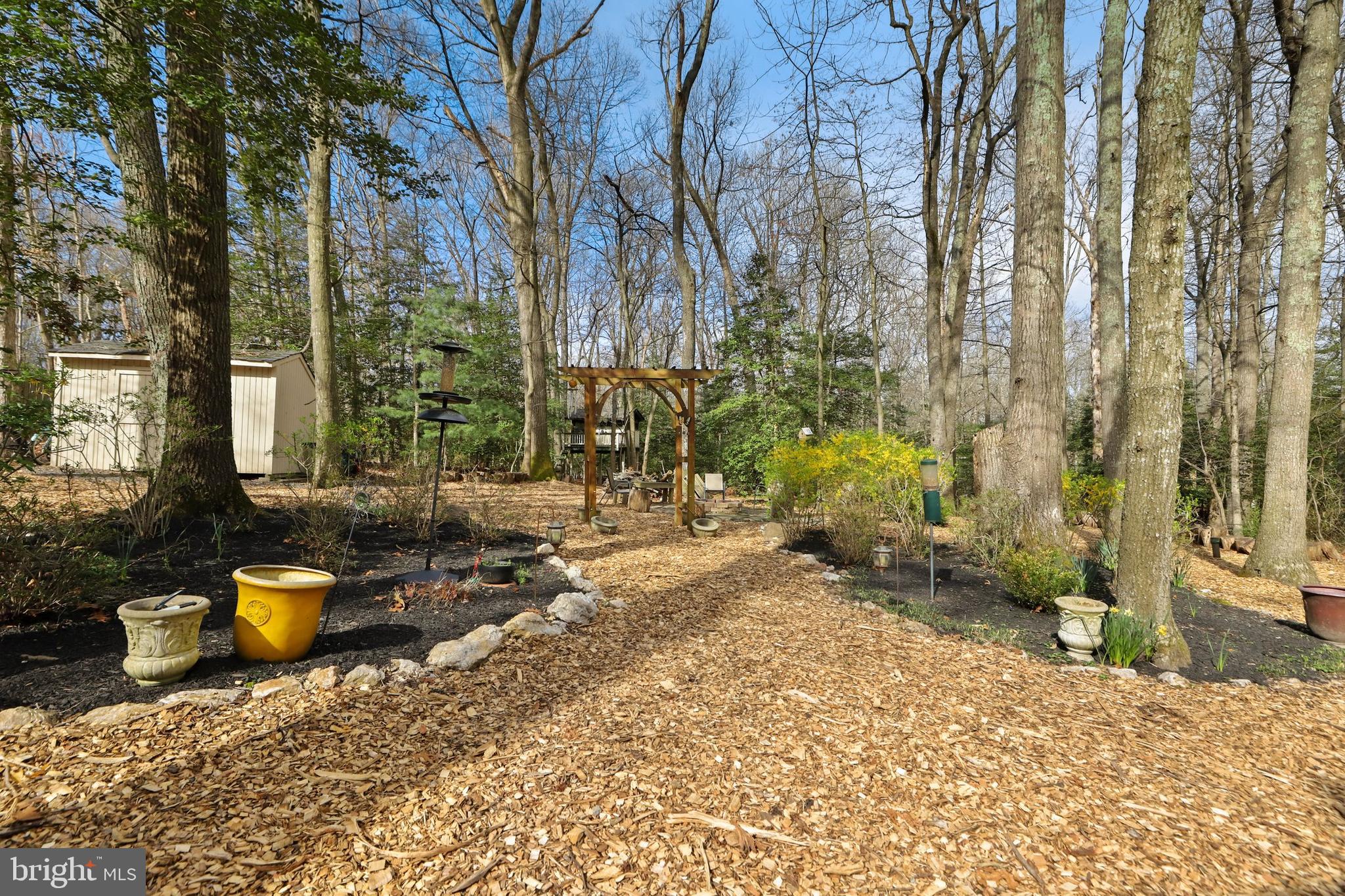 2422 Pony Lane Reston, VA 20191 - Photo 29 of 34