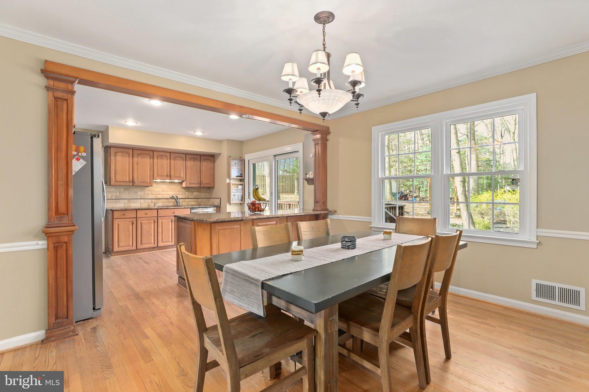 2422 Pony Lane Reston, VA 20191 - Photo 7 of 34