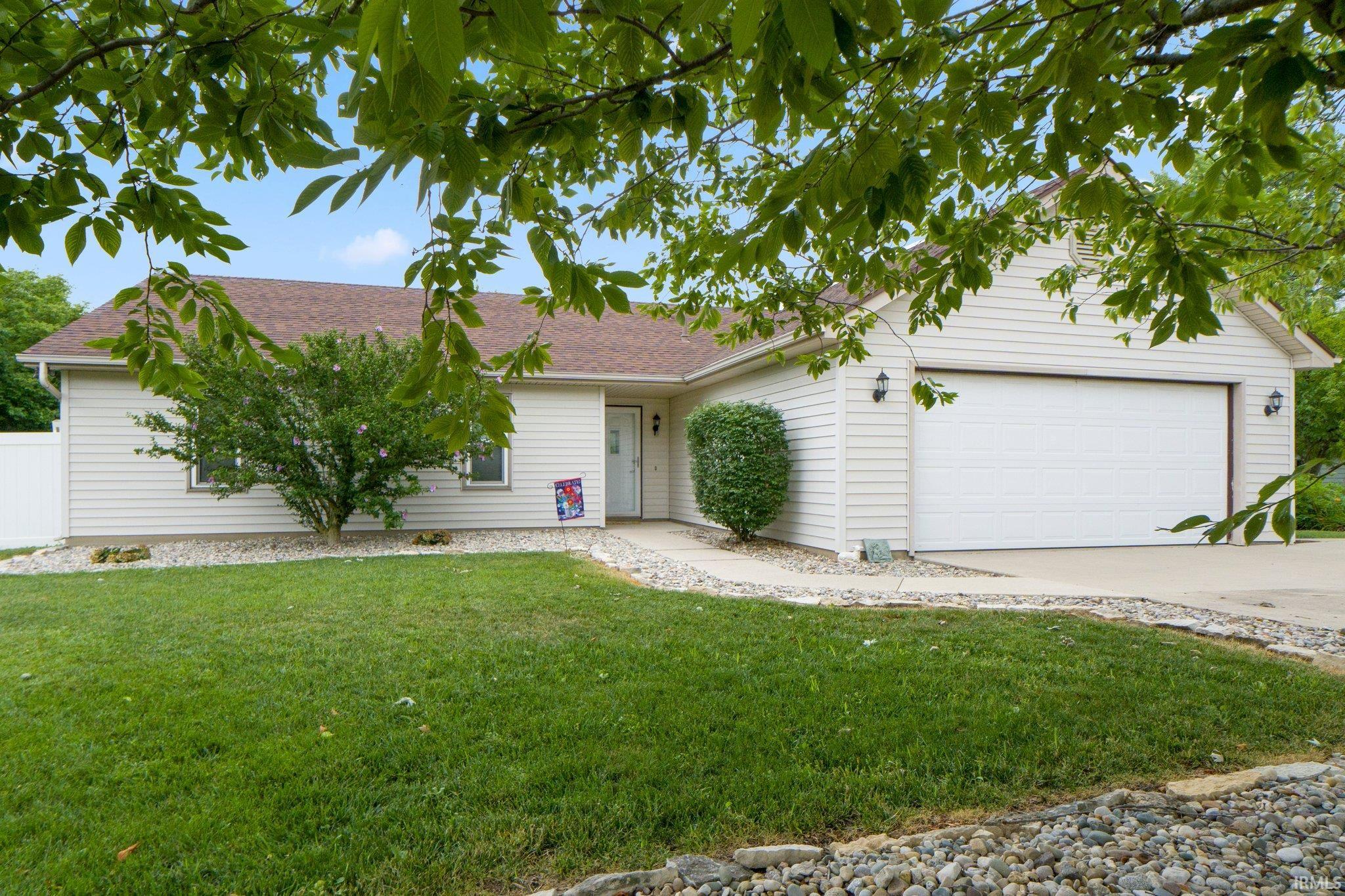 11724 Coldwater Road Fort Wayne, IN 46845 - Photo 1 of 35 Gallery Image 1