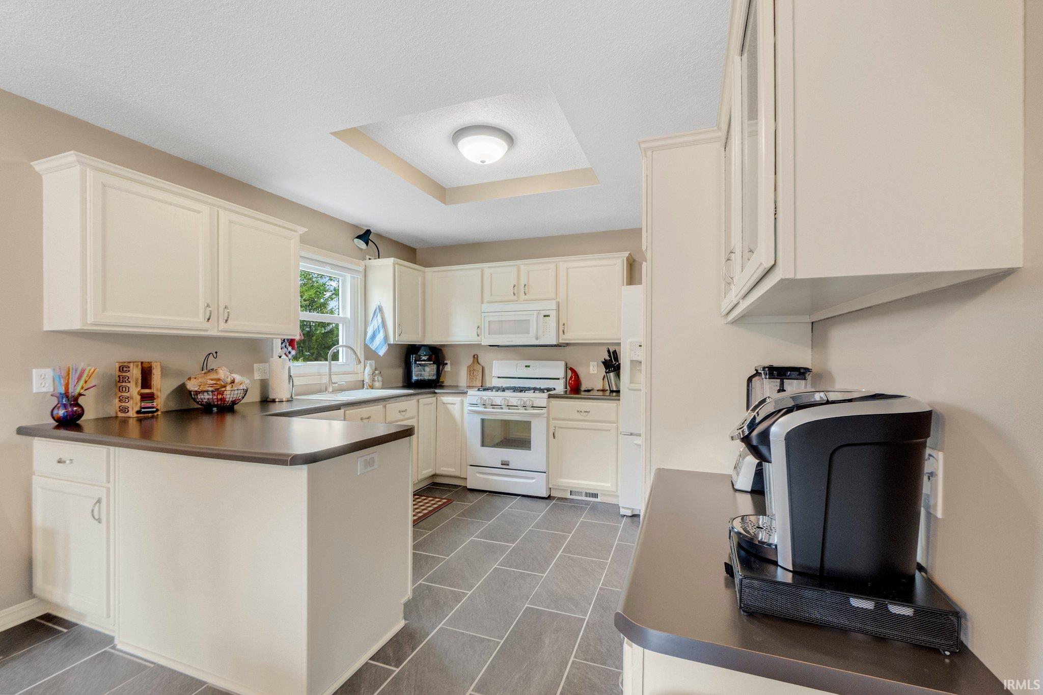 11724 Coldwater Road Fort Wayne, IN 46845 - Photo 13 of 35 Gallery Image 13