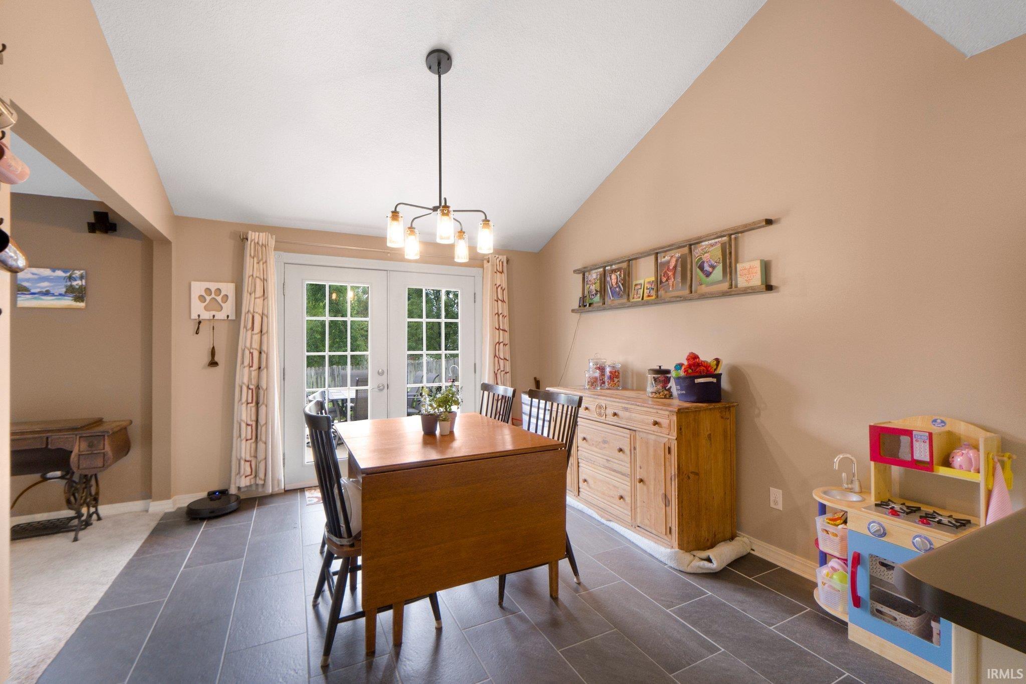 11724 Coldwater Road Fort Wayne, IN 46845 - Photo 20 of 35 Gallery Image 20