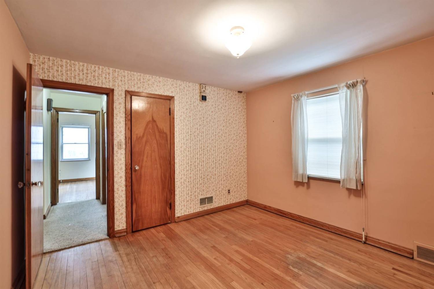1087 Mc Kelvey Road Cincinnati, OH 45231 - Photo 15 of 29 Gallery Image 15