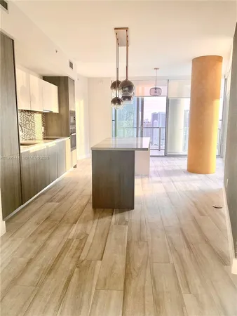 $4,500 | Biscayne Beach, Miami, FL 33137