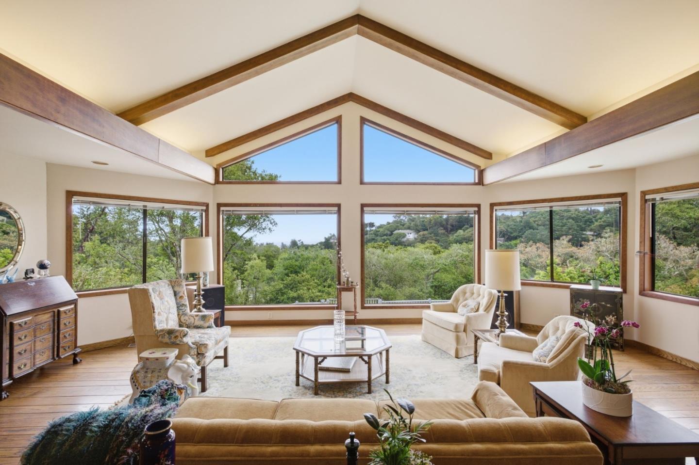 1407 Carlton Road Hillsborough, CA 94010 - Photo 11 of 28