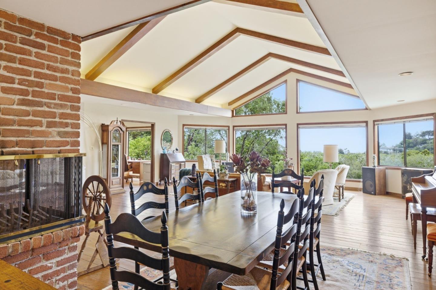 1407 Carlton Road Hillsborough, CA 94010 - Photo 16 of 28