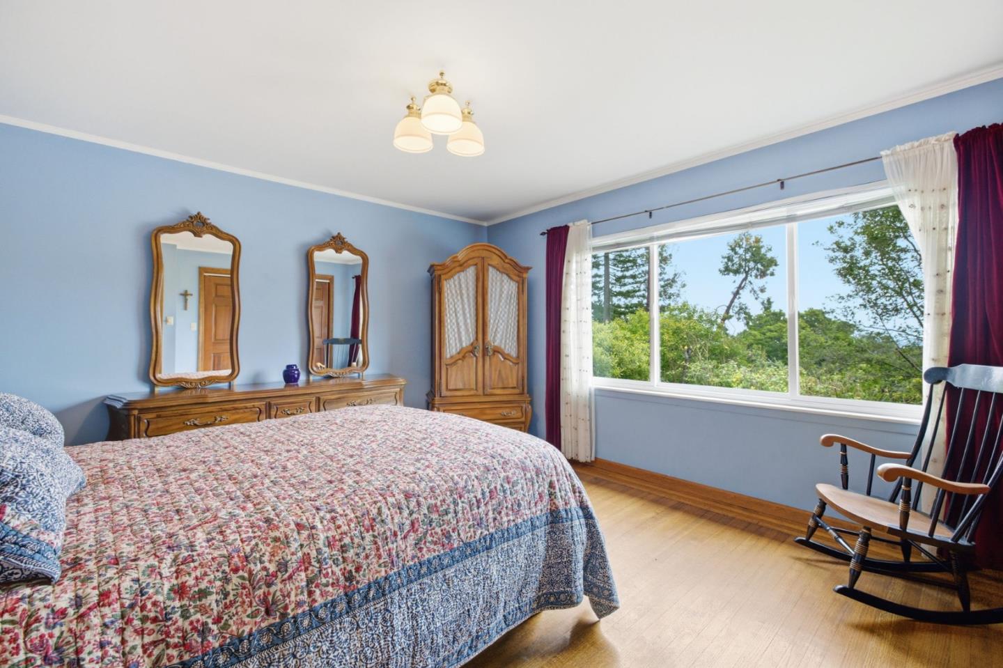 1407 Carlton Road Hillsborough, CA 94010 - Photo 19 of 28