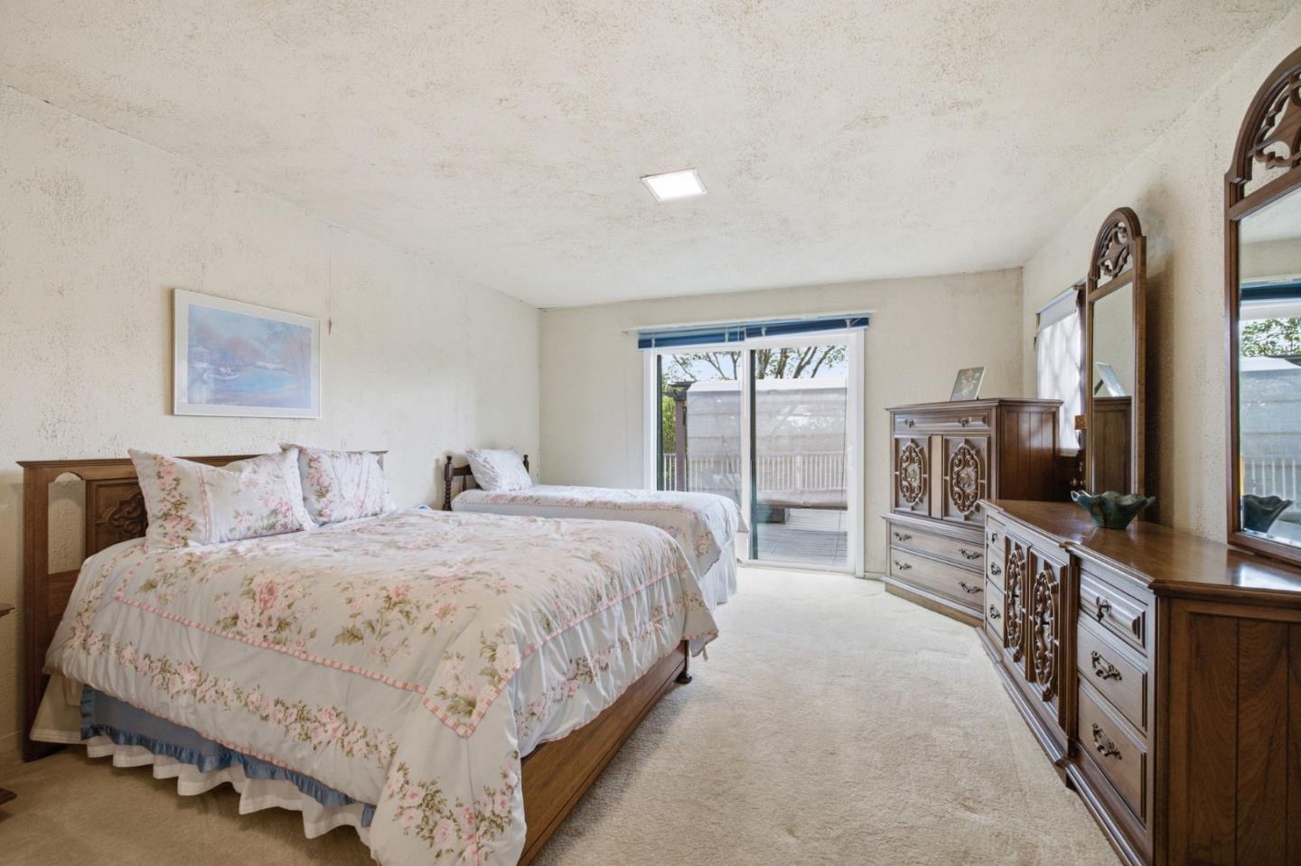 1407 Carlton Road Hillsborough, CA 94010 - Photo 24 of 28