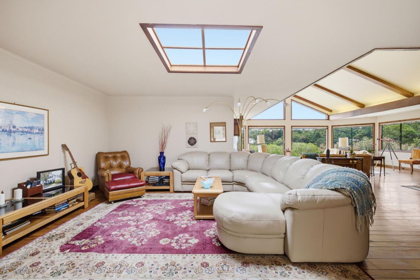 1407 Carlton Road Hillsborough, CA 94010 - Photo 9 of 28