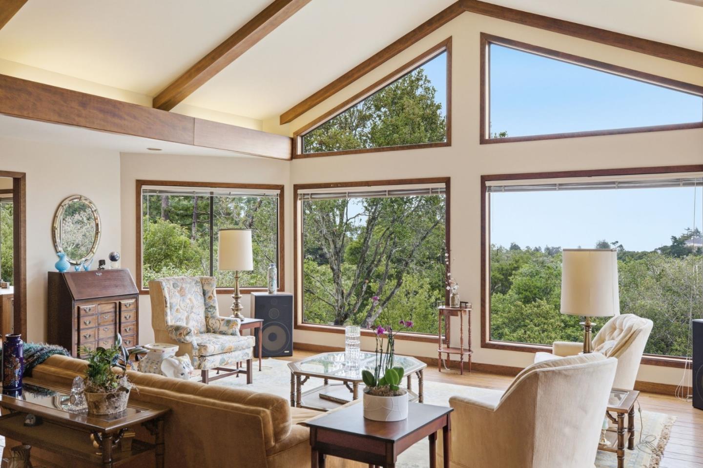 1407 Carlton Road Hillsborough, CA 94010 - Photo 10 of 28