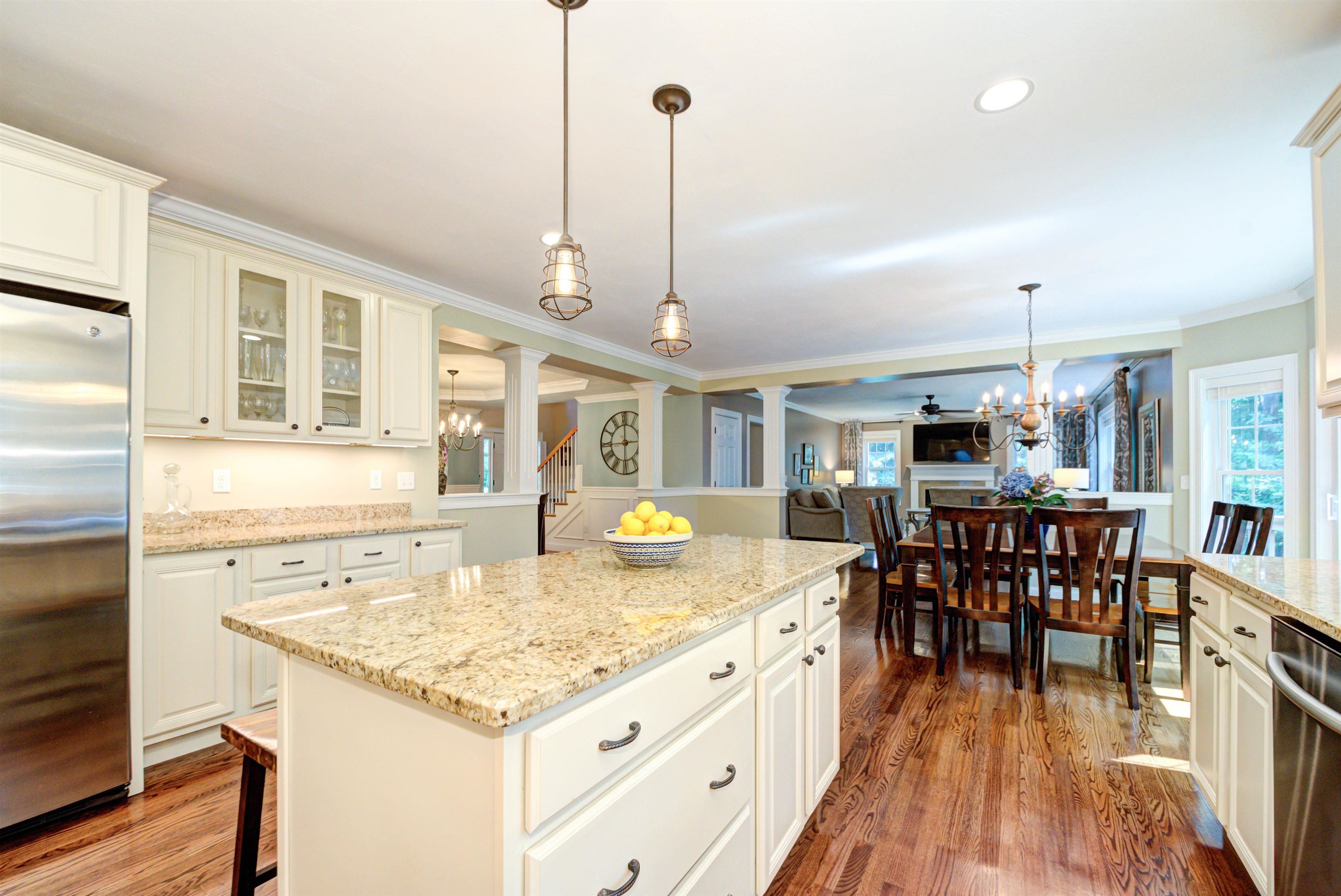 27 Cardiff Road Windham, NH 03087 - Photo 6 of 35