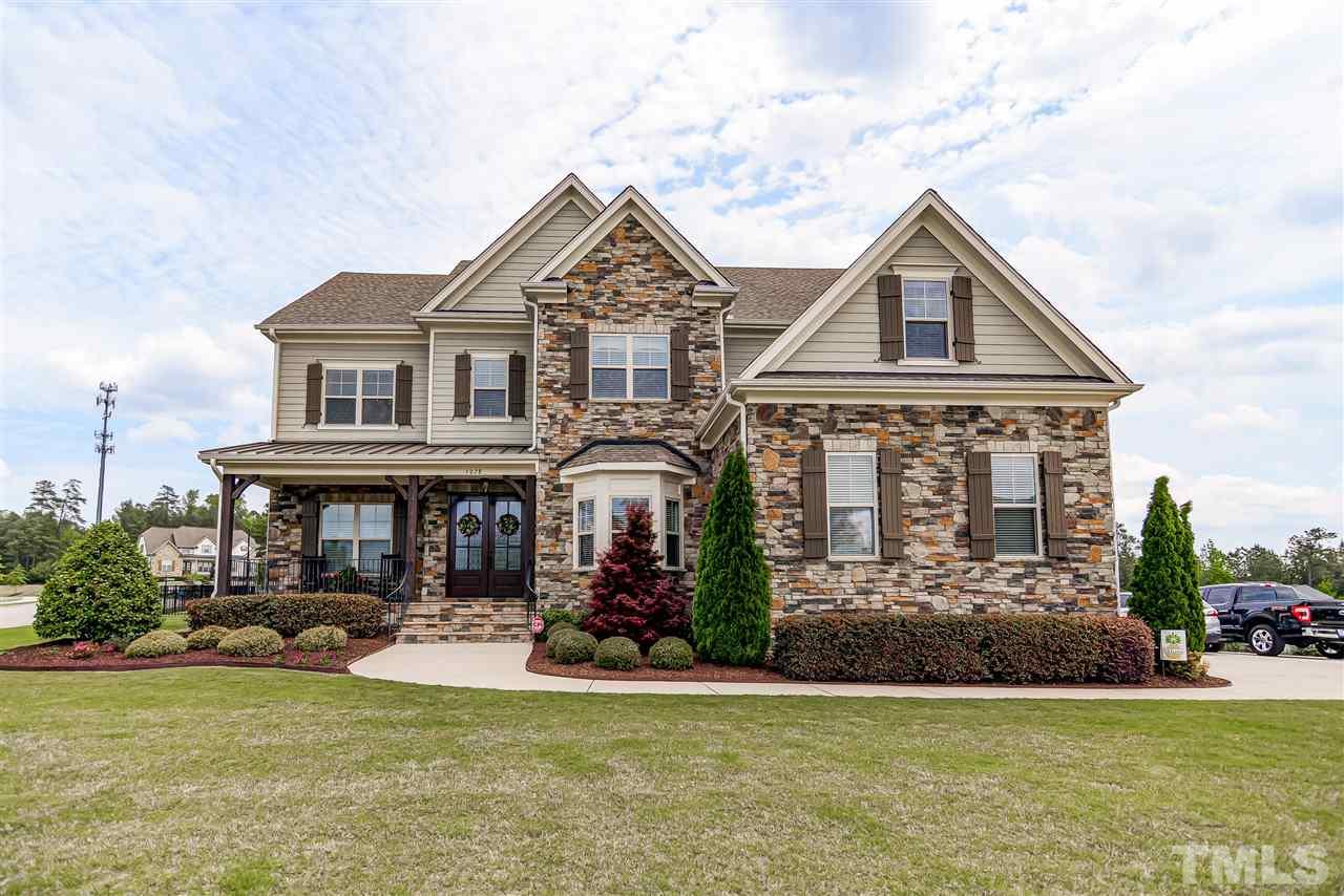 5028 Fanyon Way Raleigh, NC 27612 - Photo 1 of 26 Gallery Image 1