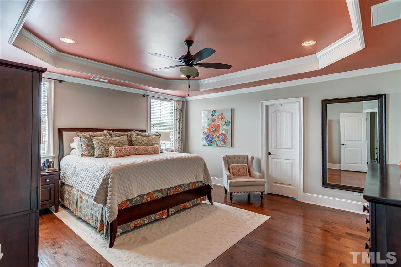 5028 Fanyon Way Raleigh, NC 27612 - Photo 11 of 26 Gallery Image 11