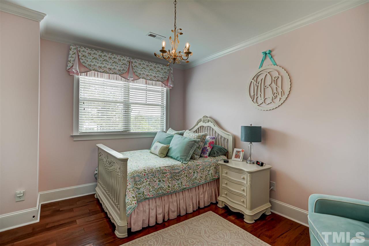 5028 Fanyon Way Raleigh, NC 27612 - Photo 14 of 26 Gallery Image 14