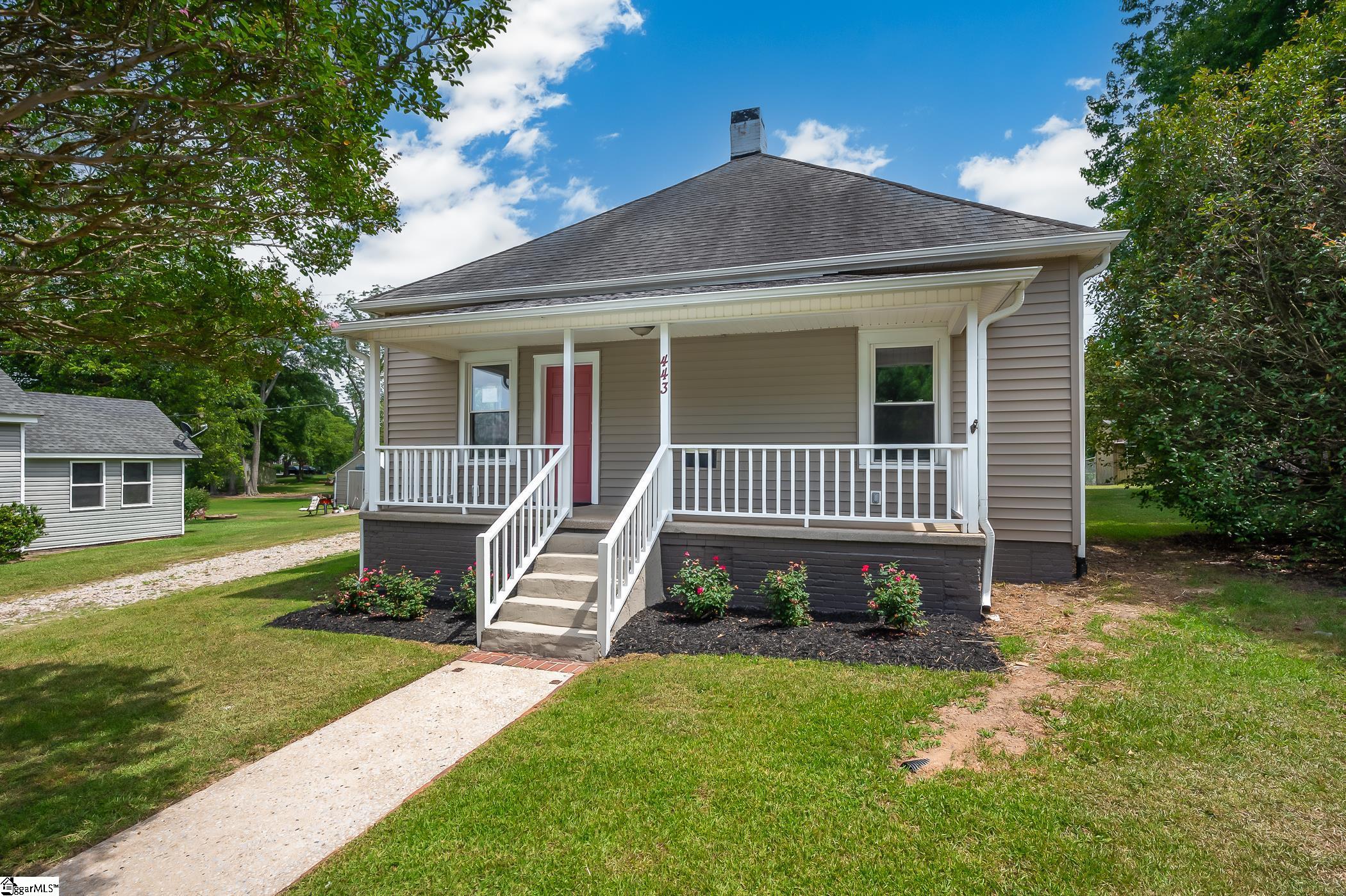 443 South 285 Woodruff, SC 29388 - Photo 2 of 34