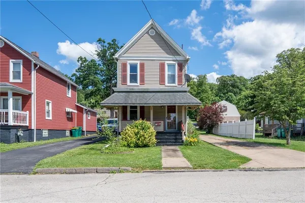 $149,900 | 407 West 5th Avenue, Derry, PA 15627