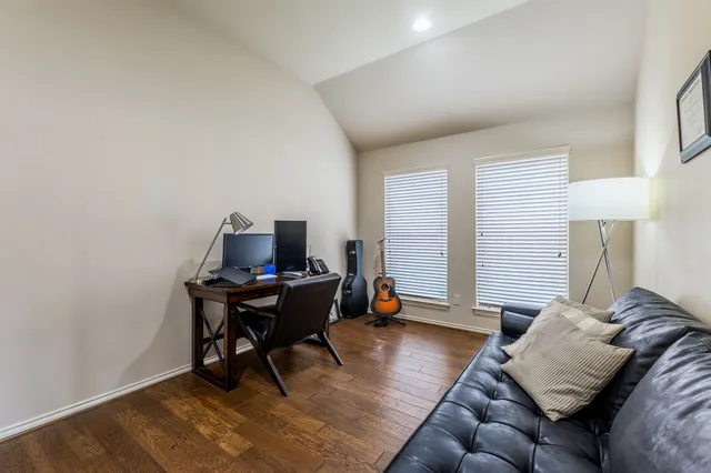 $2,600 | 10923 Starling Creek Drive, Richmond, TX 77406