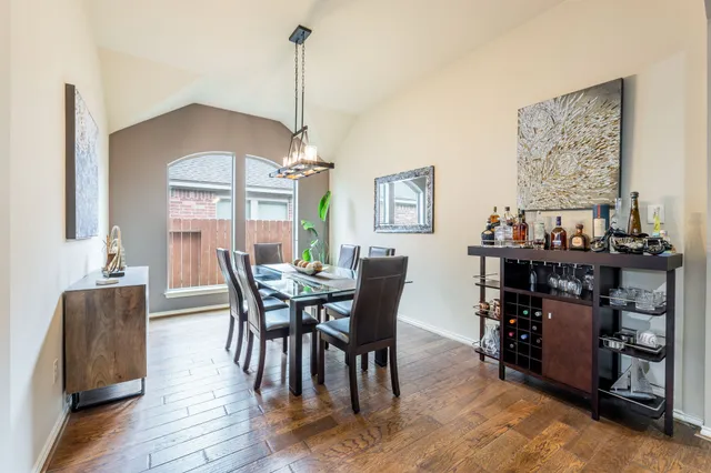 $2,600 | 10923 Starling Creek Drive, Richmond, TX 77406