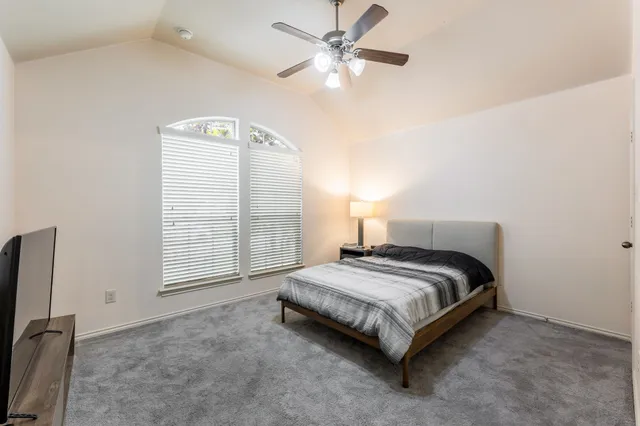 $2,600 | 10923 Starling Creek Drive, Richmond, TX 77406