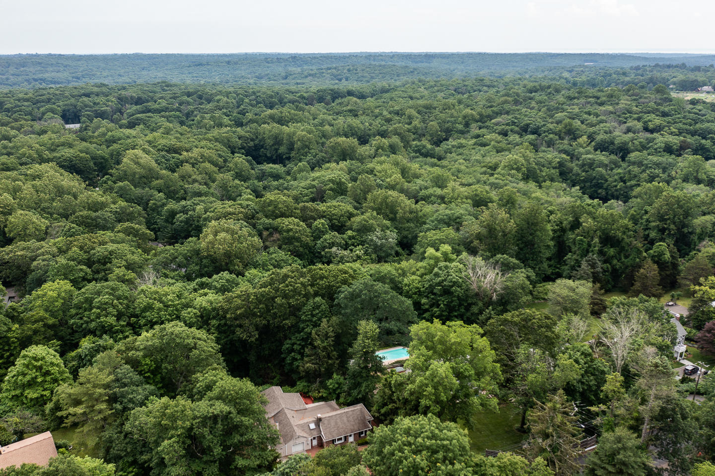 2761 High Ridge Road Stamford, CT 06903 - Photo 22 of 28 an aerial view of multiple house