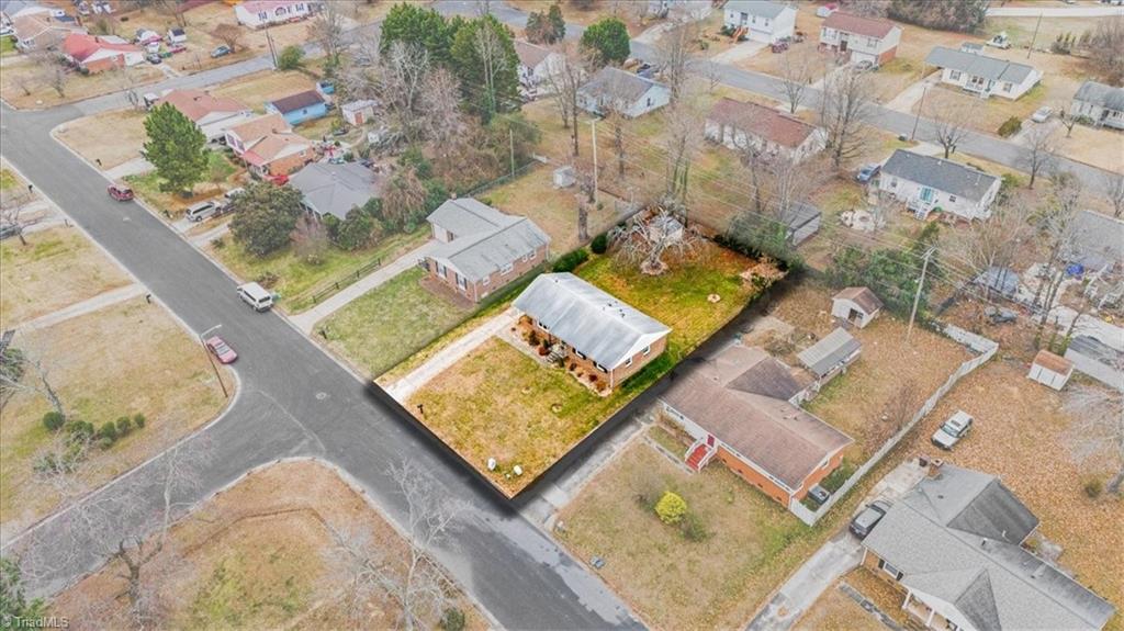 601 Runyon Drive High Point, NC 27260 - Photo 41 of 47