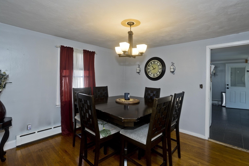 1722 Carew Street Springfield, MA 01104 - Photo 13 of 28 Gallery Image 13