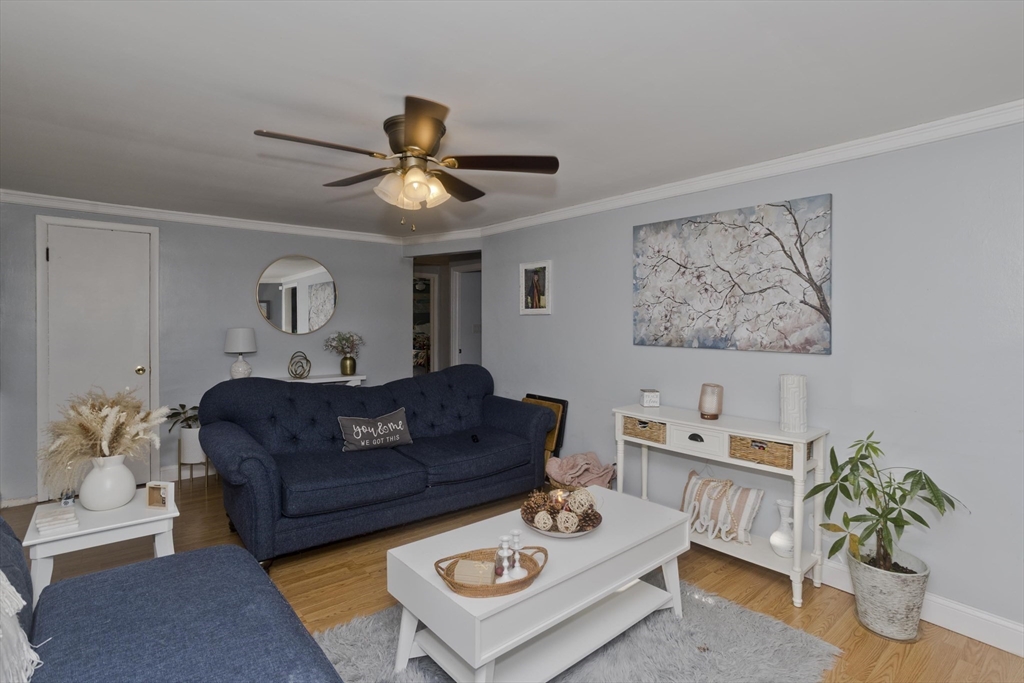 1722 Carew Street Springfield, MA 01104 - Photo 15 of 28 Gallery Image 15
