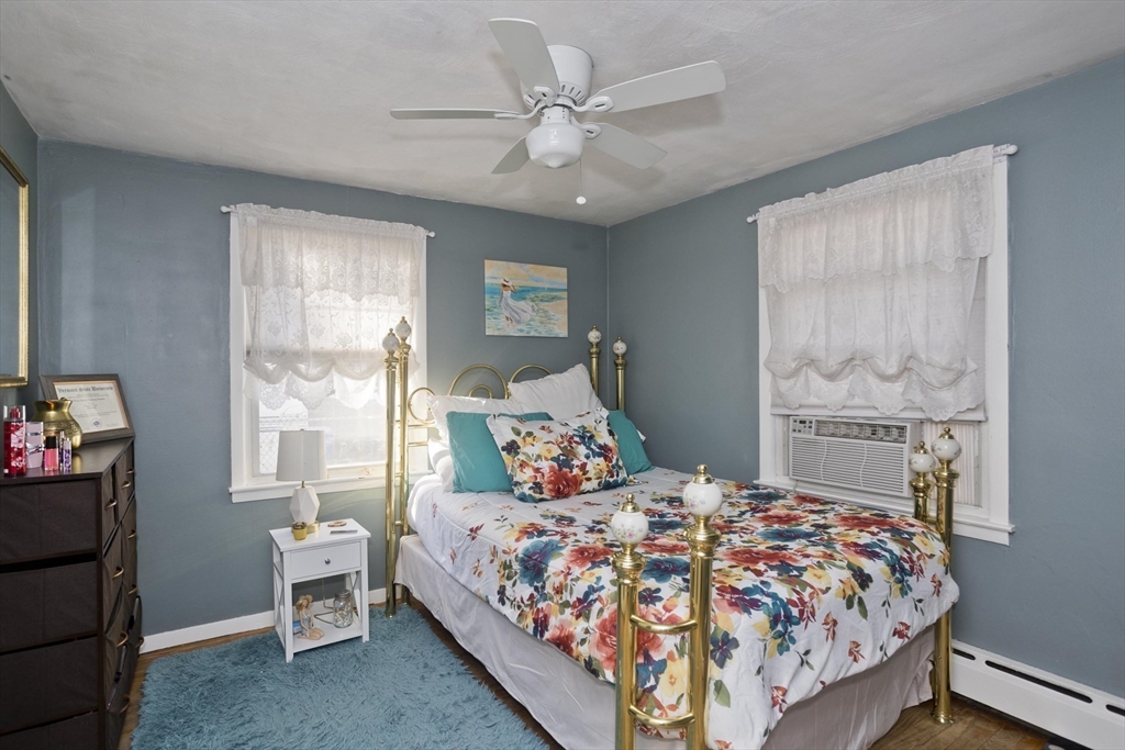 1722 Carew Street Springfield, MA 01104 - Photo 27 of 28 Gallery Image 27