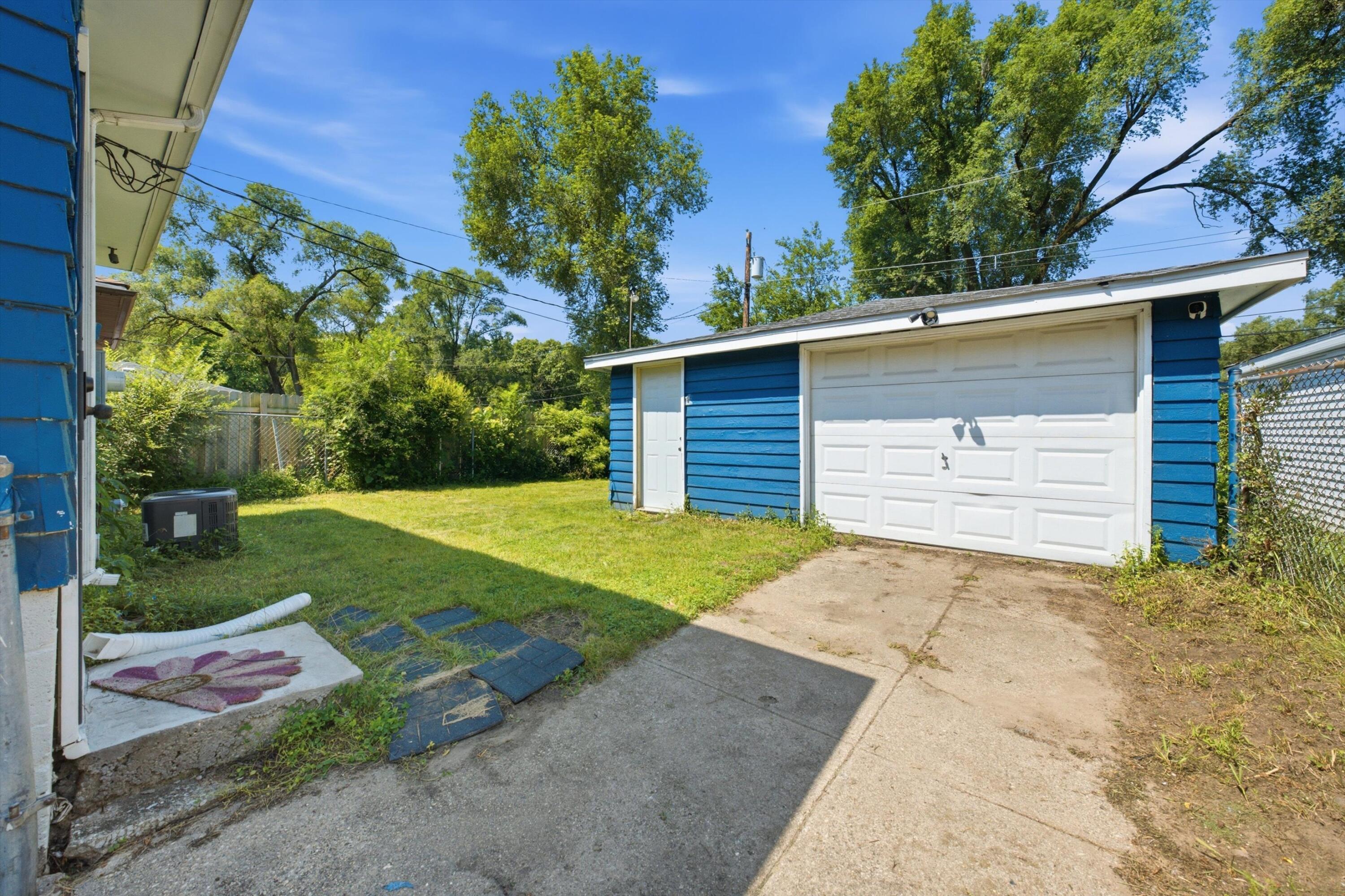 4152 Pierce Street Gary, IN 46408 - Photo 19 of 19 3000x1999