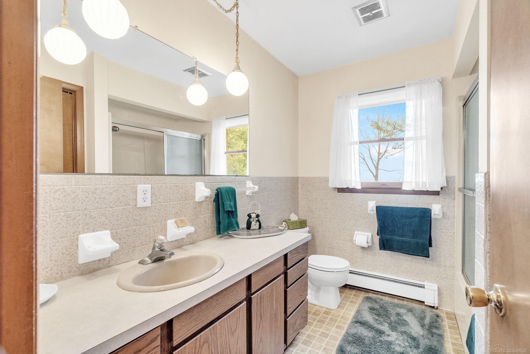 3455 Lakeshore Road Lexington, MI 48450 - Photo 19 of 47
