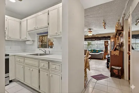 $72,000 | 5111 West Oakland Park Boulevard, Unit 105, Lauderdale Lakes, FL 33313