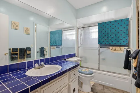 $72,000 | 5111 West Oakland Park Boulevard, Unit 105, Lauderdale Lakes, FL 33313