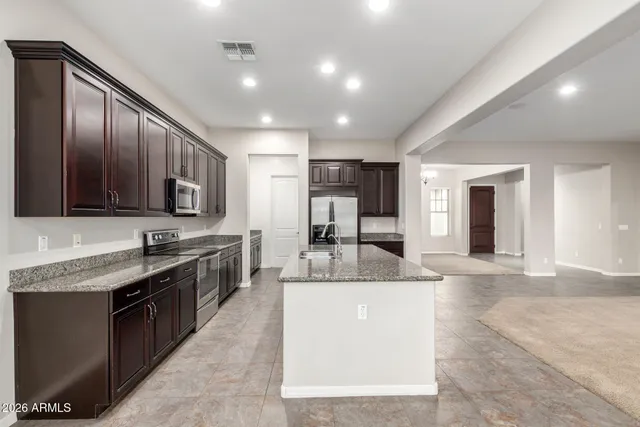 $649,000 | 2960 East Derringer Way, Gilbert, AZ 85297