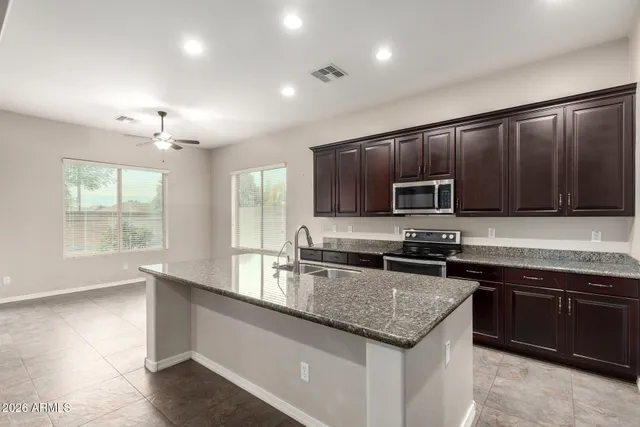 $649,000 | 2960 East Derringer Way, Gilbert, AZ 85297