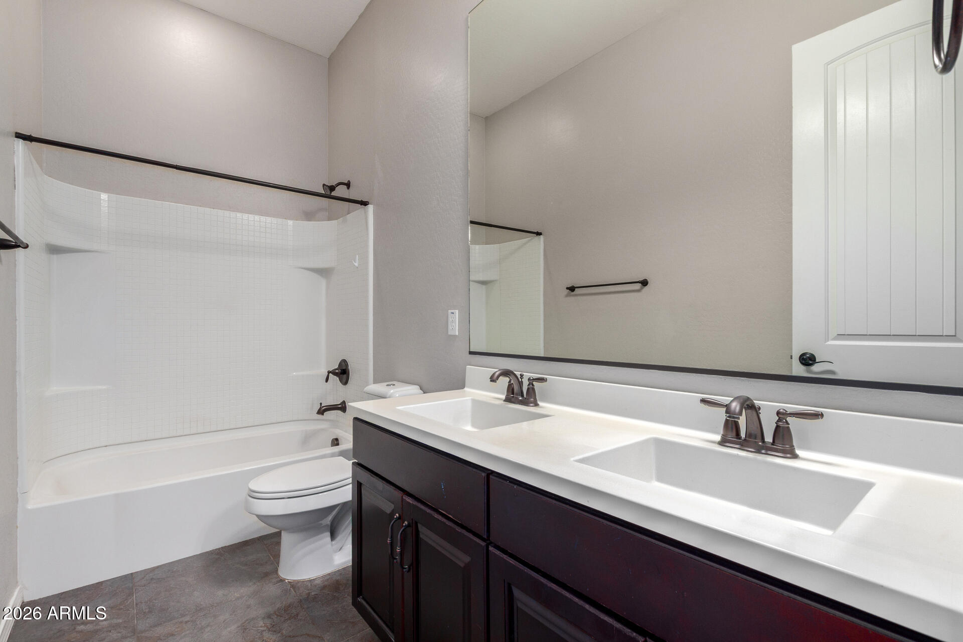 2960 East Derringer Way Gilbert, AZ 85297 - Photo 34 of 73 Bathroom 2