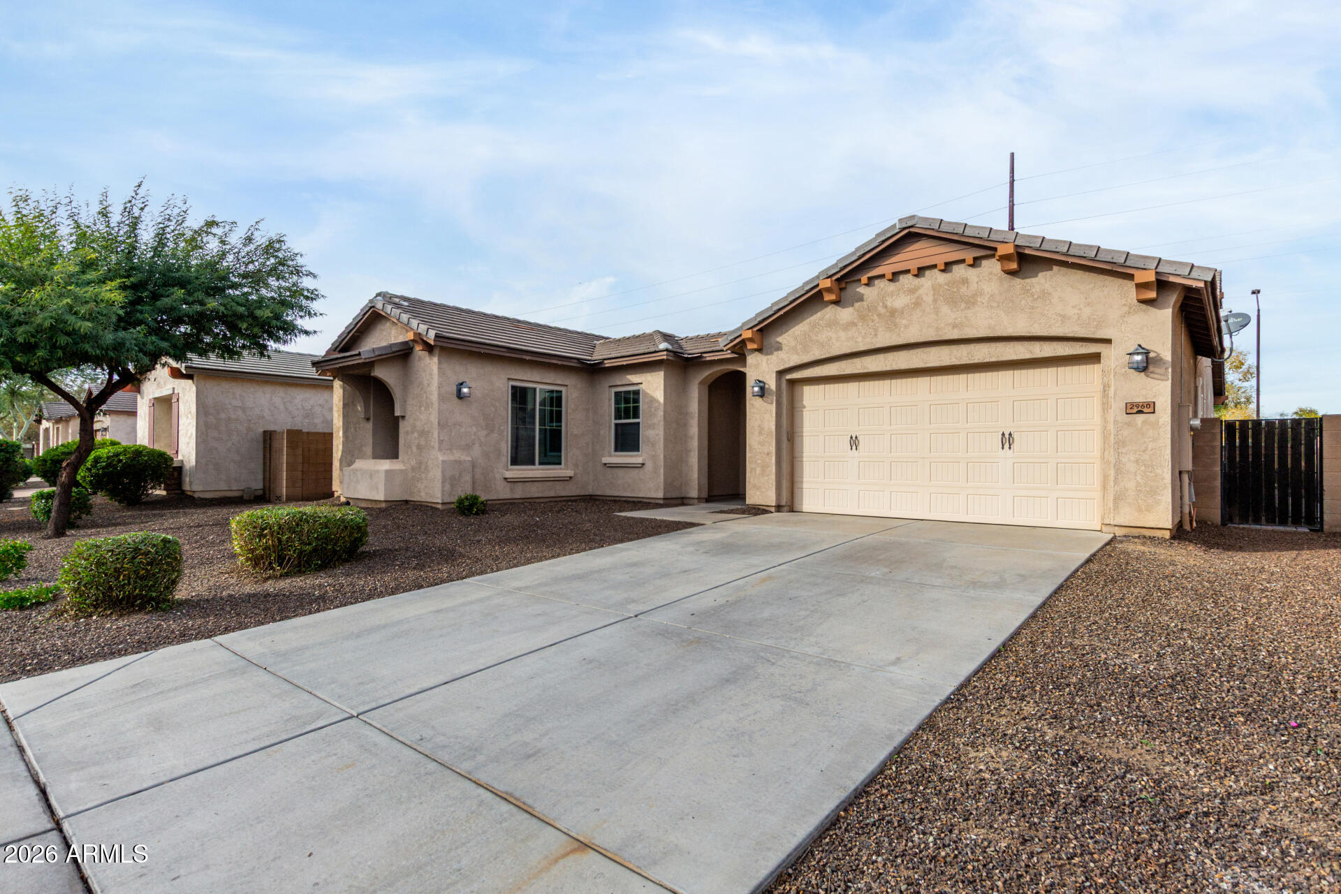 2960 East Derringer Way Gilbert, AZ 85297 - Photo 4 of 73 2960 E DERRINGER WAY, Gilbert, AZ 85297