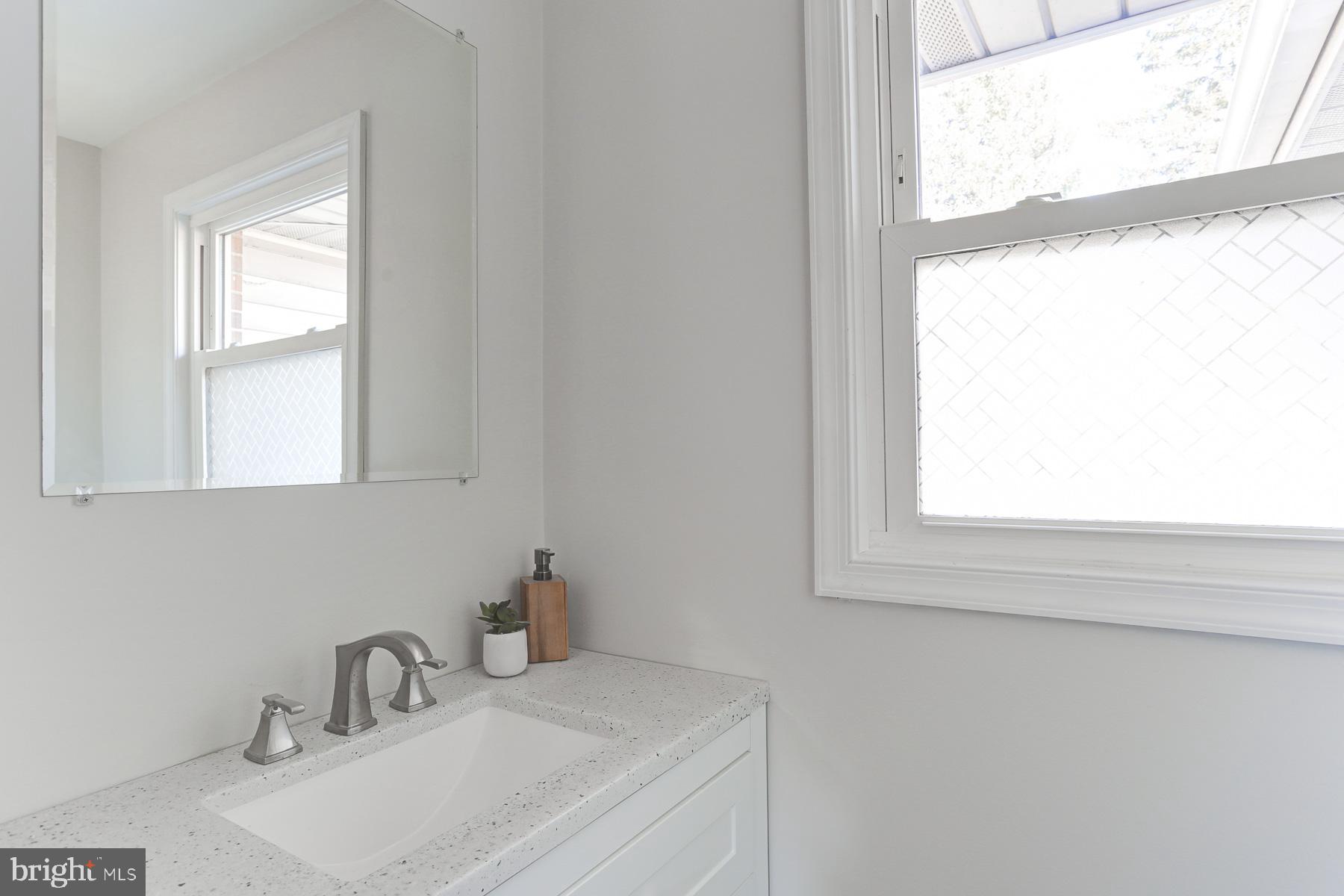 2360 Sycamore Road York, PA 17408 - Photo 20 of 27