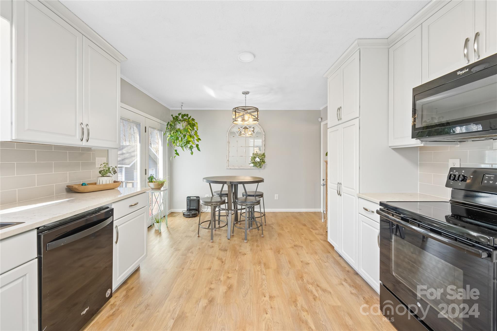 5709 Mingus Road Charlotte, NC 28216 - Photo 12 of 36 Gallery Image 12