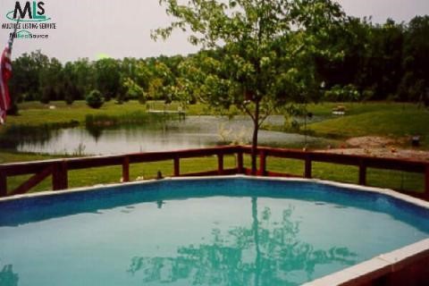 77373 Omo Road Armada, MI 48005 - Photo 3 of 7 831627-2.JPG