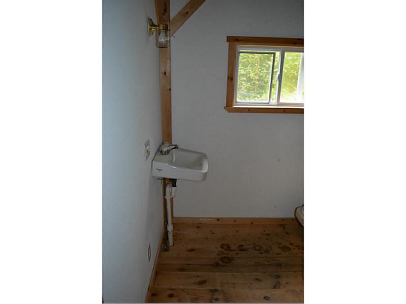 10 Long Ridge Road Burlington, ME 04417 - Photo 15 of 20 Bathroom.