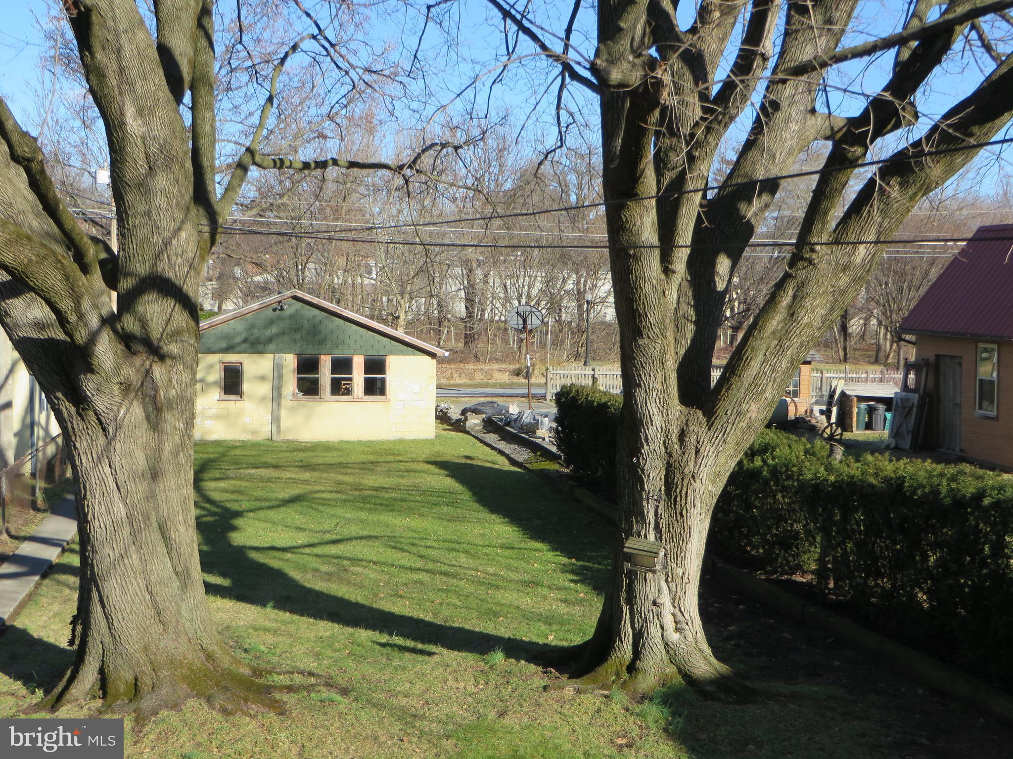 245 East Main Street Lititz, PA 17543 - Photo 2 of 15 Bay Garage