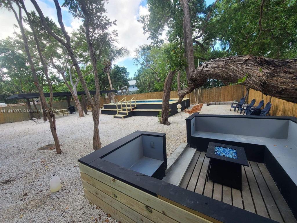 61 East Beach Road Tavernier, FL 33070 - Photo 24 of 31 Gallery Image 24