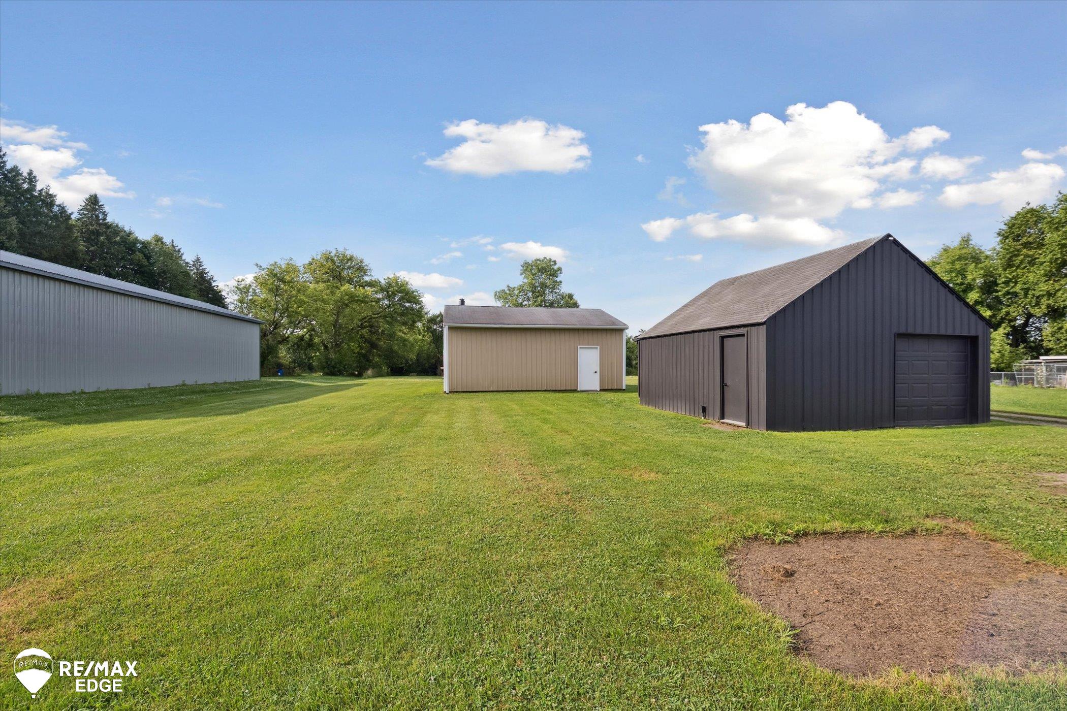 7236 Lapeer Road Davison, MI 48423 - Photo 44 of 53 50183504-9631a303-1fc5-4e6a-b5c4-58d4947b9832.JPG