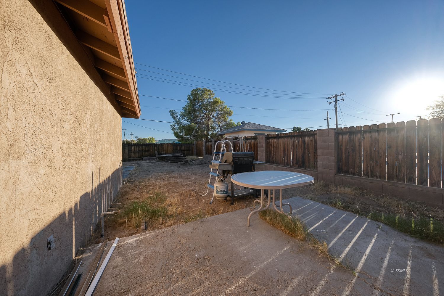 911 West Upjohn Avenue Ridgecrest, CA 93555 - Photo 20 of 28