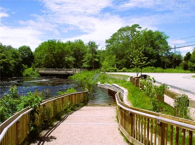 $1,850 | 12 Railroad Street, Unit B, Richmond, RI 02875