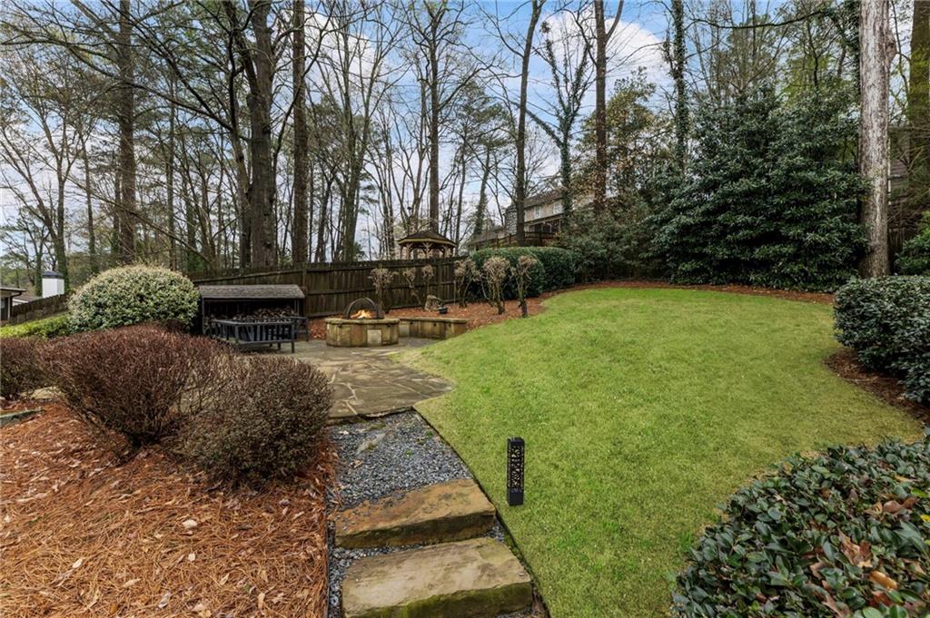 2588 Defoors Ferry Road Northwest Atlanta, GA 30318 - Photo 33 of 39